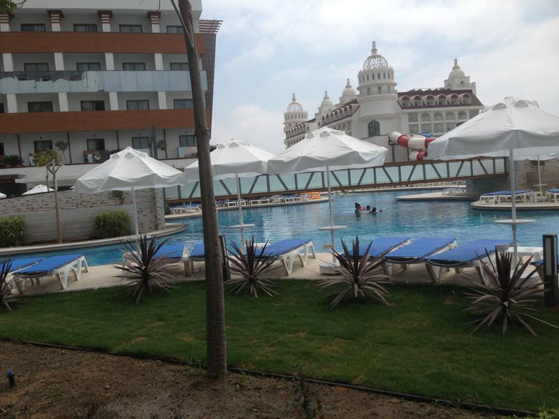 Terrace Elite Ultra Hotel